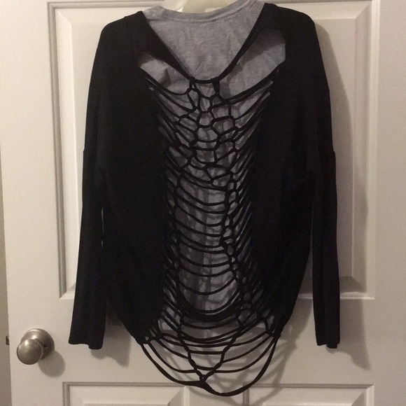 black brad Tops - DISTRESSED CUTOUT OVERSIZED Crisscross Open Shirt